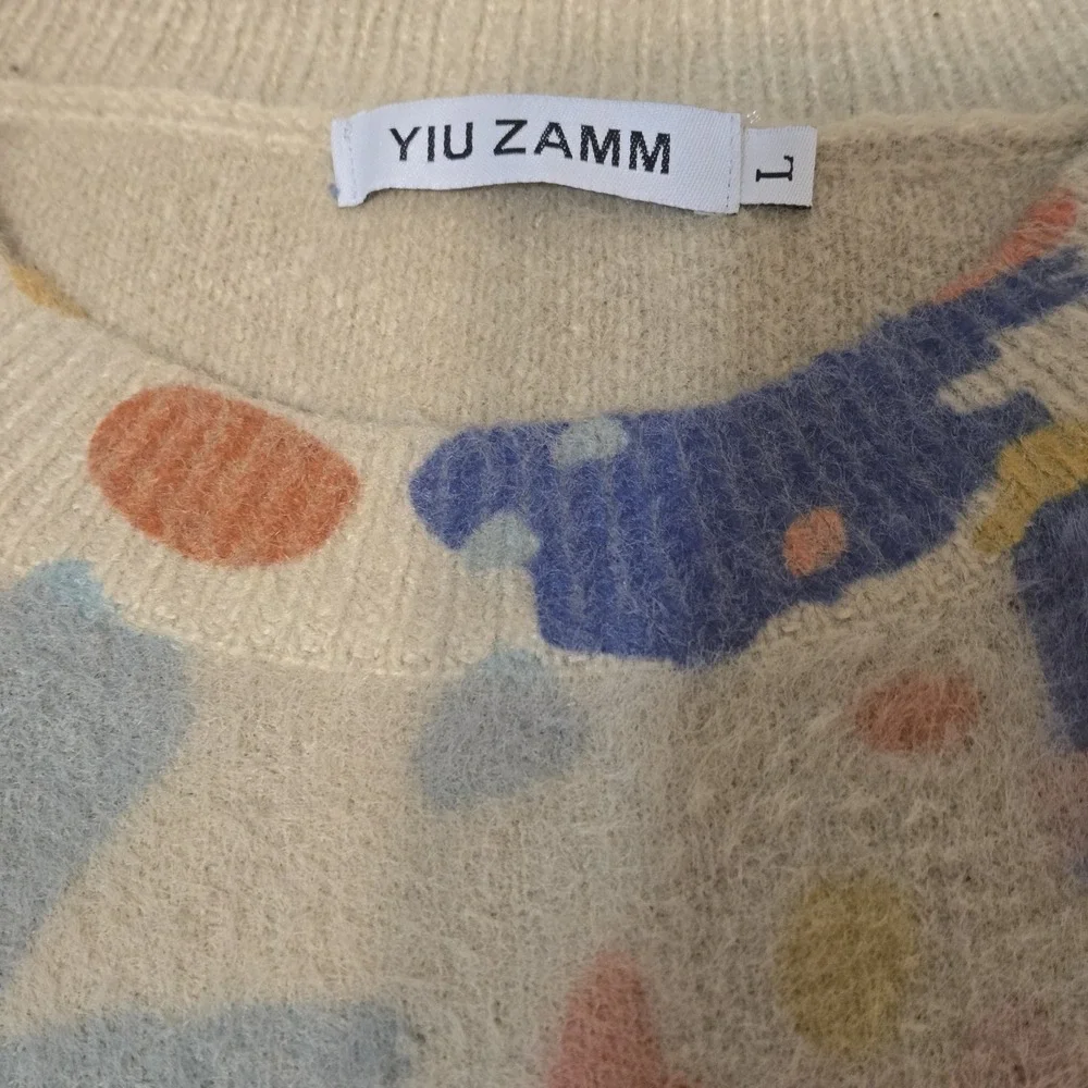 Yiu Zamm Floral Print Knit Womens Sweater Super Soft Size Large - Picture 2 of 4